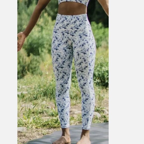 ZYIA Active Storm Brushed Hendrix Pocket Criterion 7/8 Leggings - 4 - Picture 1 of 10